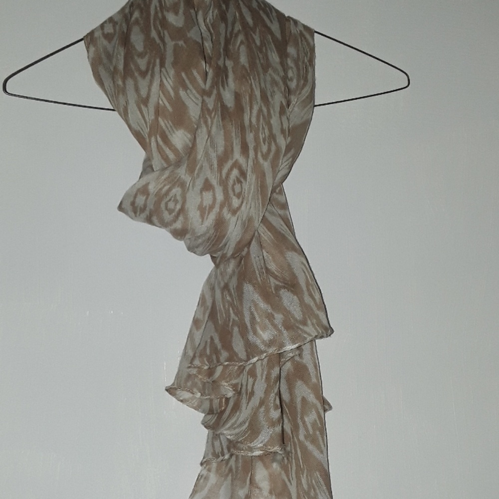 Scarf - Picture 2 of 5